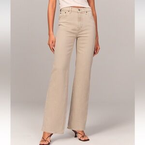 Abercrombie and Fitch 90’s Relaxed High Rise Jean - Oat